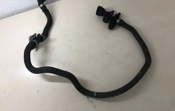 BMW X5 F15 Engine coolant pipe/hose