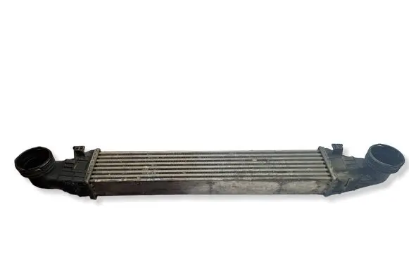 Mercedes-Benz E W211 Intercooler radiator A2115001102