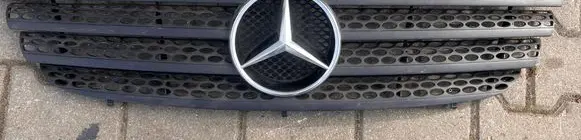 Mercedes-Benz Vito Viano W639 Front bumper upper radiator grill A6398800185 94291297