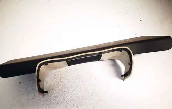 Volvo XC70 Steering wheel column trim 