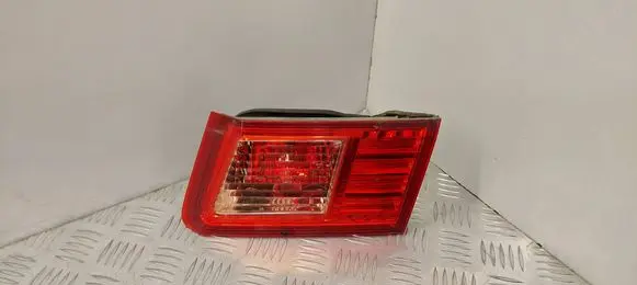 Honda Accord Tailgate rear/tail lights E1AA28
