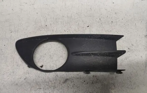 Renault Laguna II Front fog light trim/grill
