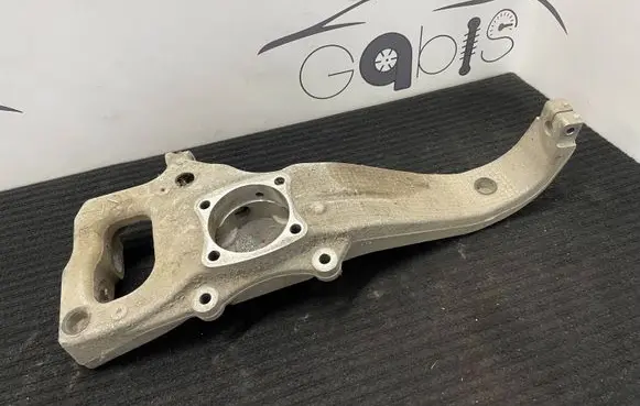 Tesla Model S Front wheel hub 600701700C