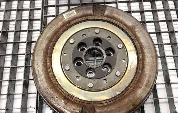 BMW 2 F22 F23 Flywheel 2283829