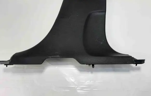 Volvo XC40 (B) pillar trim (top) 31457497