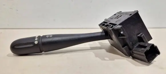 Chrysler Voyager Indicator stalk 04685711aa