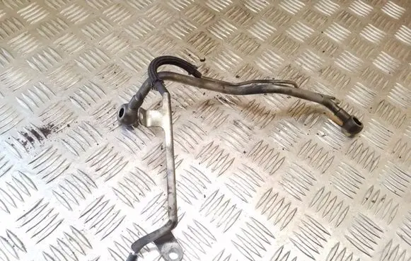 Toyota Avensis T270 Turbo turbocharger oiling pipe/hose