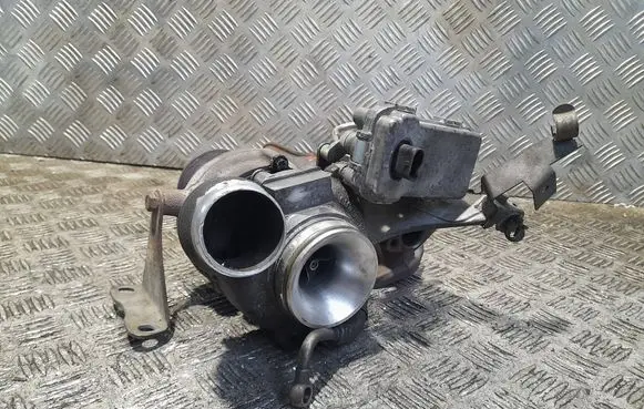BMW 3 F30 F35 F31 Turbo 851312202
