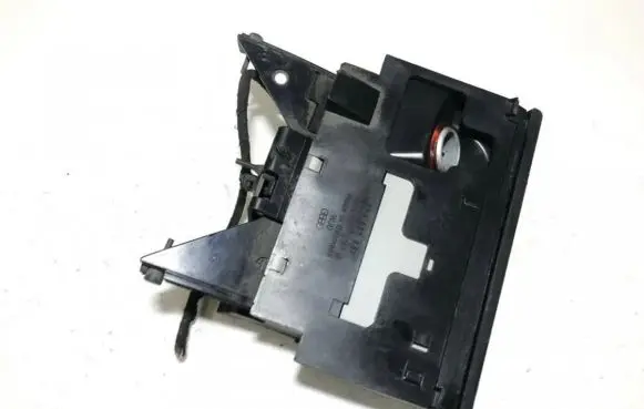 Car ashtray