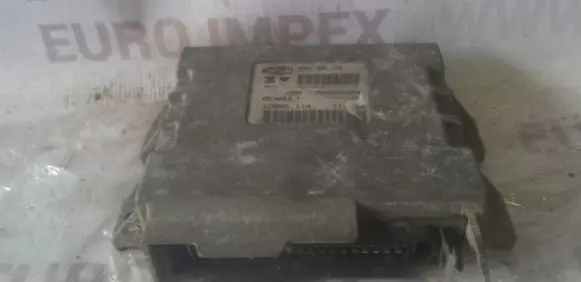 Renault Twingo I Engine control unit/module IAW6R20 HOM7700856784