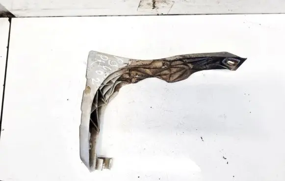 Audi A4 S4 B6 8E 8H Front bumper mounting bracket 8E0821138