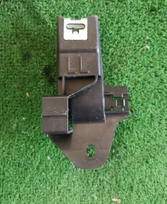 Volkswagen Golf VI Other center console (tunnel) element 1K1863143B