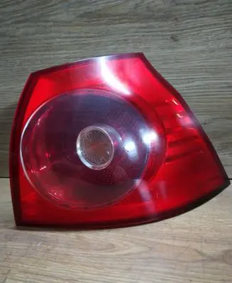 Volkswagen Golf V Rear/tail lights 1K6945096G 89032903