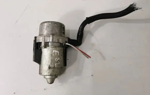 BMW M3 e92 Vacuum pump 2283333