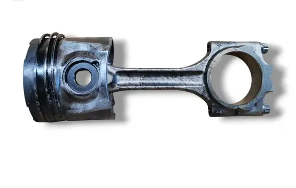 Volvo XC70 Piston with connecting rod 81l118