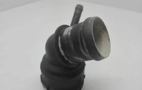 Audi A3 S3 8P Engine coolant pipe/hose 6Q0122291E