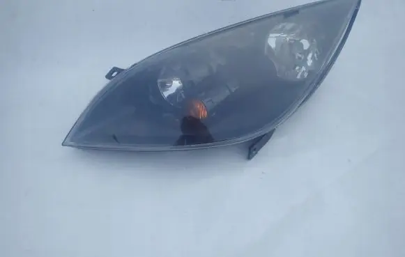 Mitsubishi Colt Headlight/headlamp