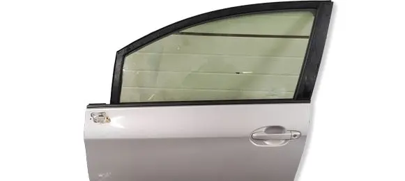 Toyota Verso-S Front door 