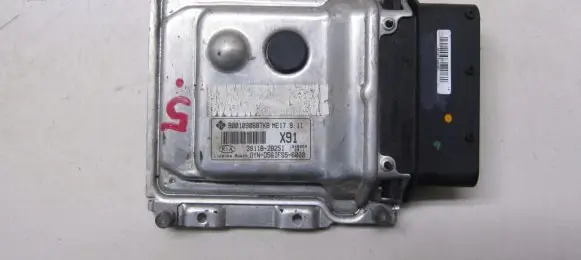 KIA Venga Engine control unit/module 391182B251