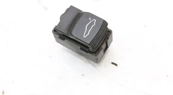 Porsche Boxster 986 Tailgate/boot open switch button 99661310610