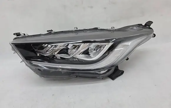 Toyota Yaris XP210 Headlight/headlamp EUK0-8 SPEUK0-8
