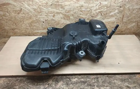 KIA Ceed AdBlue liquid reservoir 31510P1000 31500J7800