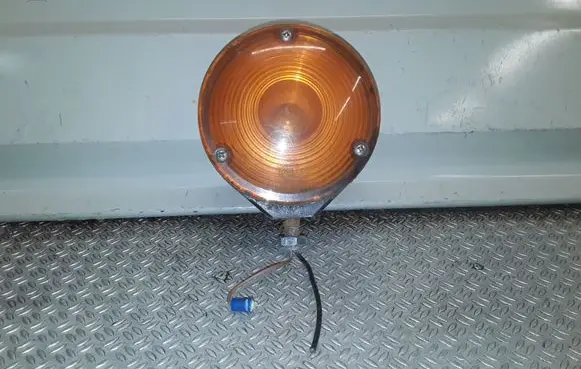 Front indicator light