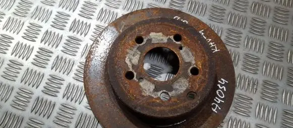 Toyota RAV 4 (XA30) Rear brake disc