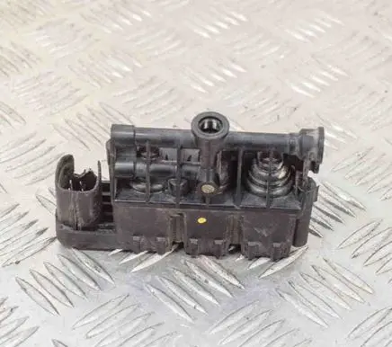 Land Rover Discovery 4 - LR4 Air suspension control unit module (rear) RVH000095