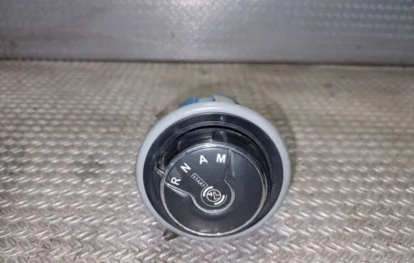Peugeot Partner Gear shifter/selector 9672503580