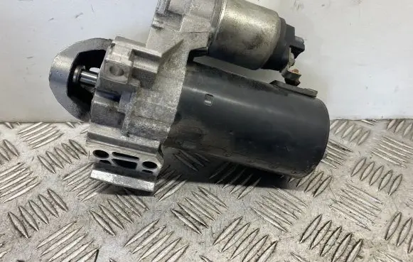 BMW 5 F10 F11 Starter motor 8515900 12418515900