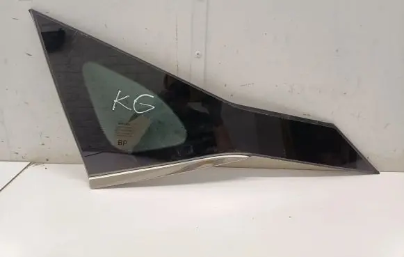 Nissan Qashqai J12 Rear side window 43R002092