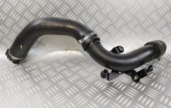 Dacia Sandero Intercooler hose/pipe 7E144604208RF