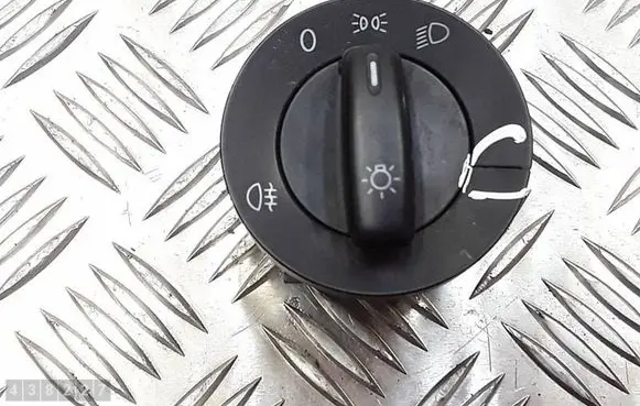 Volkswagen Golf VI Light switch 1K0941431BB