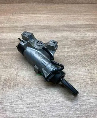 Volkswagen PASSAT B4 Ignition lock 1J0419959
