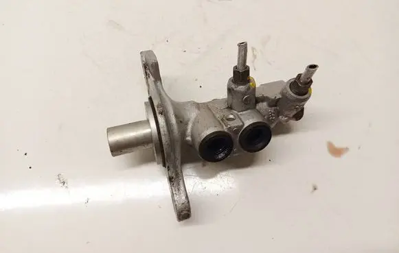 Dacia Sandero Master brake cylinder 