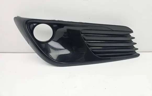 Toyota Auris E180 Front fog light trim/grill 8148202570 8148202590 2204002210