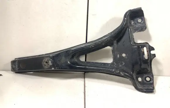 Volkswagen Golf IV Radiator support slam panel bracket 1J0805569B