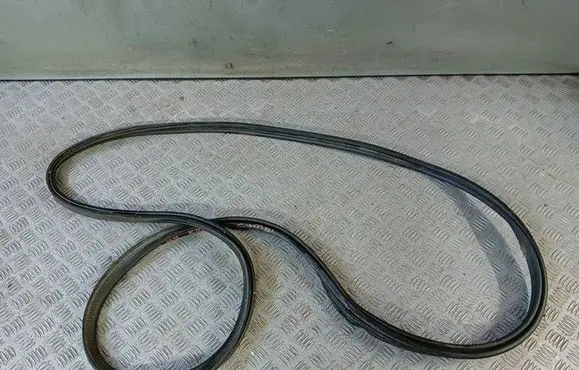 Audi A4 S4 B9 Trunk rubber seal (body) 8W9827705