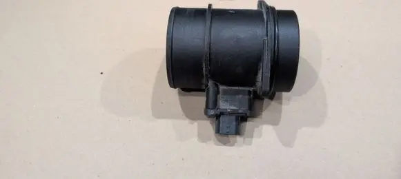 Renault Master III Mass air flow meter 165765213R 226807131R 93450753