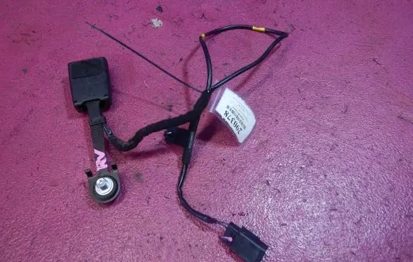 Fiat Bravo Front seatbelt buckle 34047725