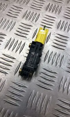 Audi A4 S4 B7 8E 8H Airbag deployment crash/impact sensor 8E0959643B
