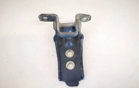 Subaru Outback (BS) Rear door lower hinge