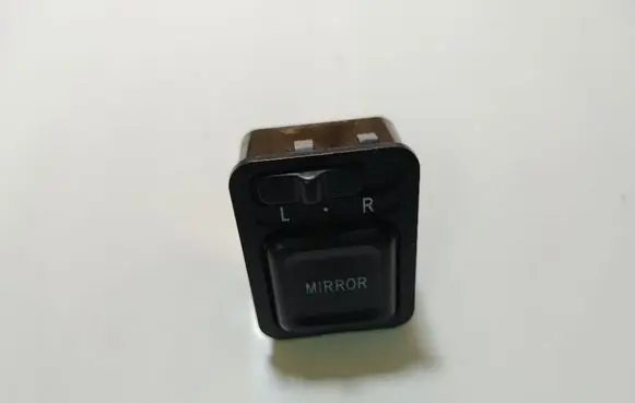Honda Jazz Wing mirror switch 167L2325T