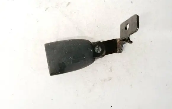 Chrysler Pacifica Rear seatbelt buckle