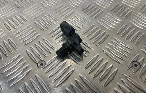 Audi A8 S8 D3 4E Camshaft position sensor 06E905163EF