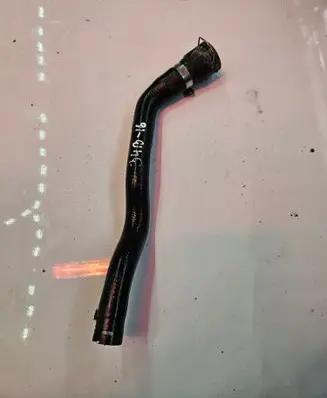 Coolant pipe/hose