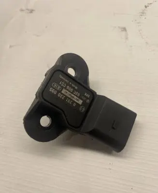 Audi A6 S6 C7 4G Air pressure sensor 0261230095