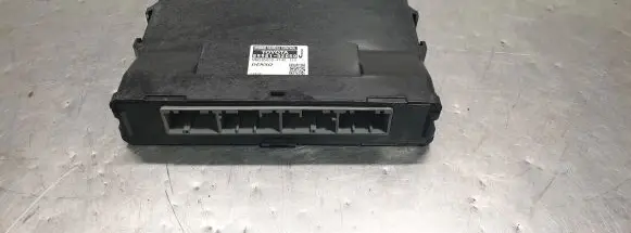 Toyota Auris E180 Other control units/modules 8998102050