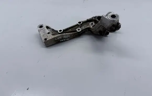 Volkswagen Touran II Engine mounting bracket 1K0199296E